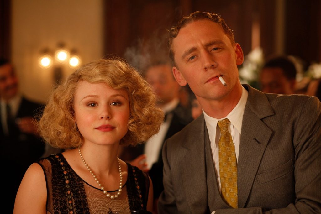 Alison Pill and Tom Hiddleston as Zelda and Scott Fitzgerald